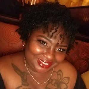 Meet your Posher, Brittney